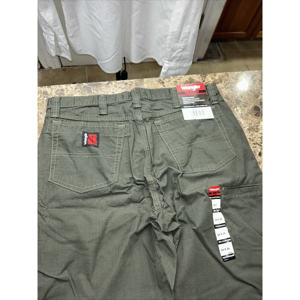 Wrangler Riggs Technician Pants 34x34 Mens Relaxed Fit Dark Green NWT
